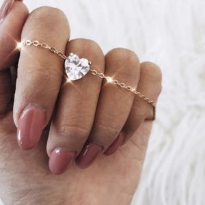 Classy Chic Heart Pendant Faux Diamond Necklace